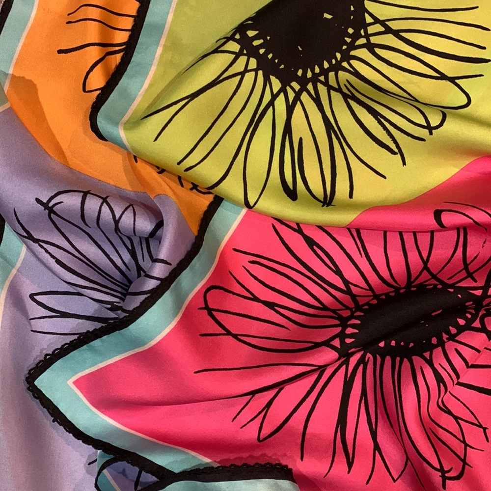 💗Talbots 100% Pure Silk Twill Scarf